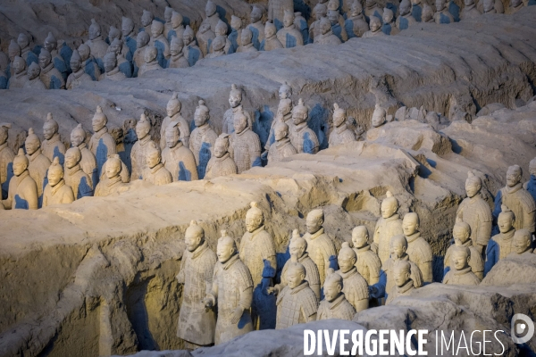 L armée de terre cuite dans le mausolée de l empereur Qin à Xi an en Chine