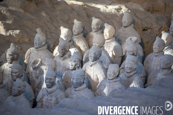 L armée de terre cuite dans le mausolée de l empereur Qin à Xi an en Chine