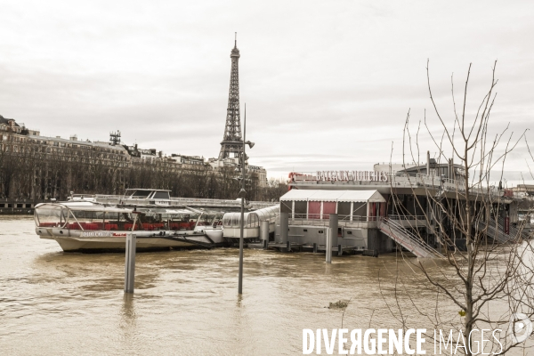 La seine en crue a paris