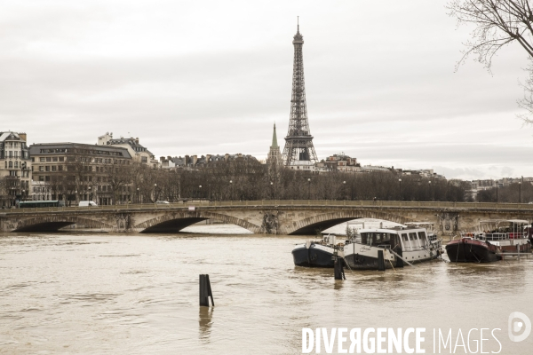 La seine en crue a paris