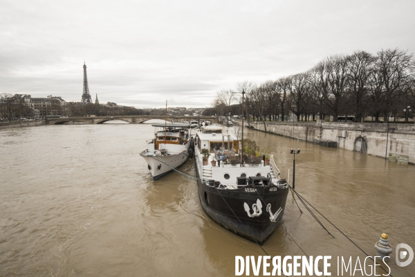 La seine en crue a paris