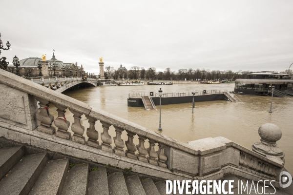 La seine en crue a paris