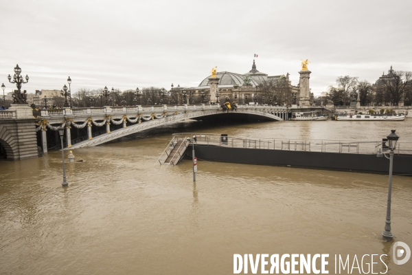 La seine en crue a paris