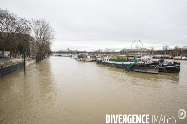 La seine en crue a paris