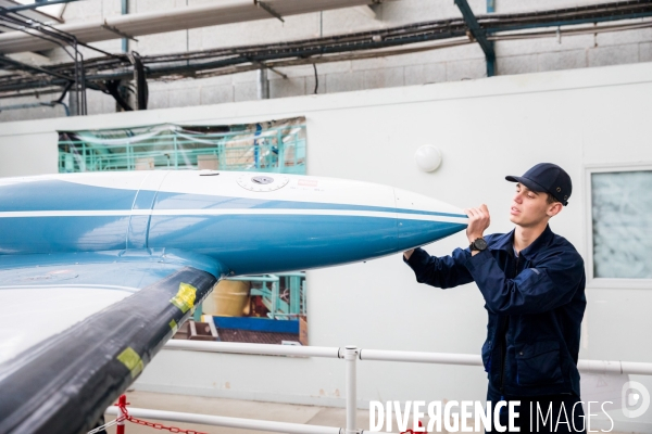 Le campus des métiers de l aéronautique au lycée de St-Nazaire