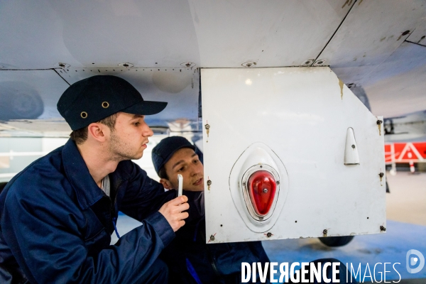 Le campus des métiers de l aéronautique au lycée de St-Nazaire