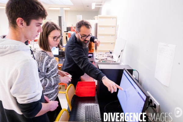 Le campus des métiers de l aéronautique au lycée de St-Nazaire