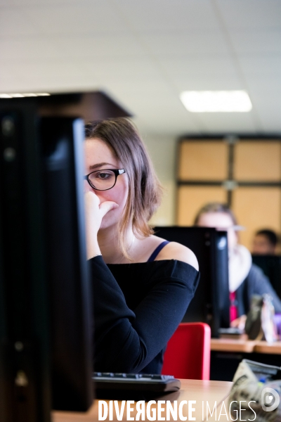 Le campus des métiers de l aéronautique au lycée de St-Nazaire