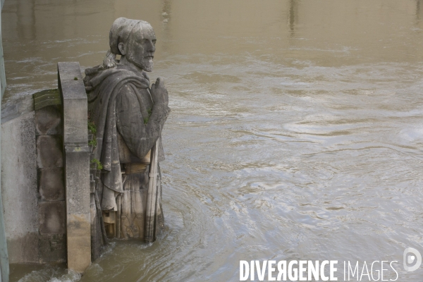 Le zouave :vigie des crues de paris