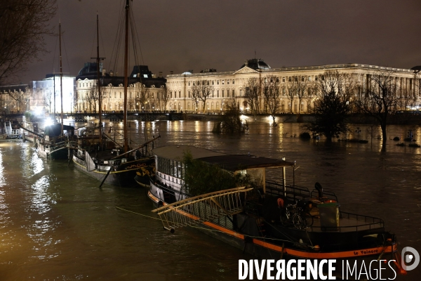 Crue de la Seine à Paris , hiver 2018