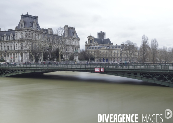 Une évocation de la crue de la Seine à Paris, janvier 2018.