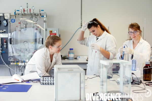 Ecole européenne de chimie, polymères et matériaux de Strasbourg ( ECPM )