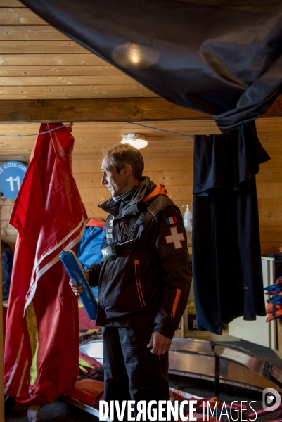 Métiers de la montagne : les anges gardiens des sommets