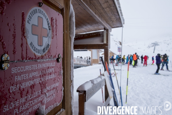 Métiers de la montagne : les anges gardiens des sommets