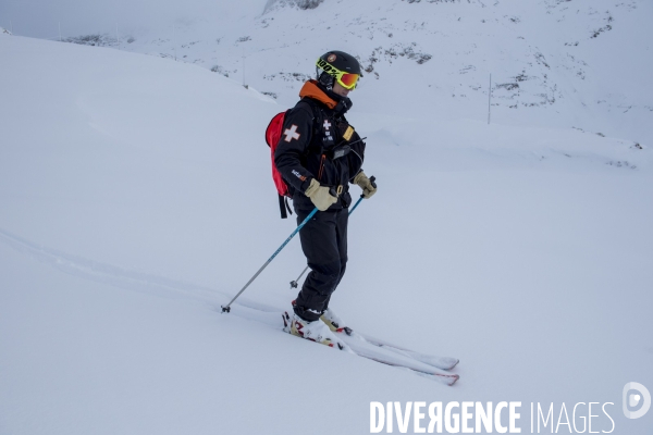 Métiers de la montagne : les anges gardiens des sommets