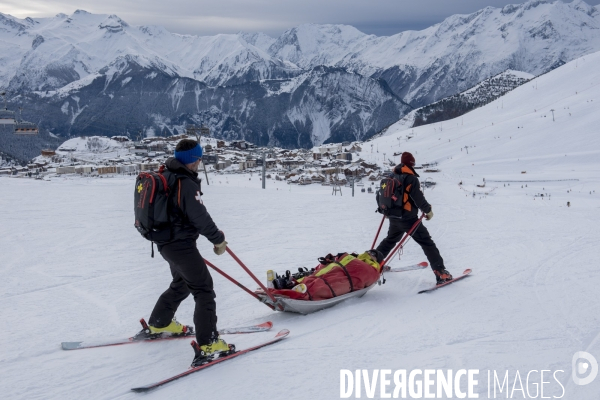 Métiers de la montagne : les anges gardiens des sommets