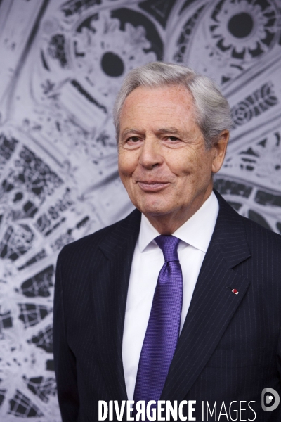 Anne Hidalgo et Philippe Houzé Président du directoire du Groupe Galeries Lafayette inaugurent la  place Théophile Bader du nom du fondateur des Galeries Lafayette.