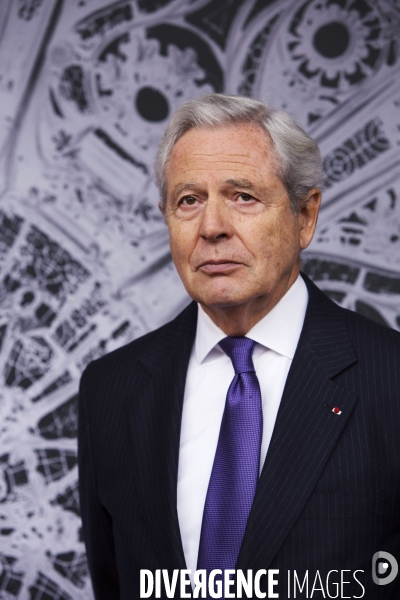 Anne Hidalgo et Philippe Houzé Président du directoire du Groupe Galeries Lafayette inaugurent la  place Théophile Bader du nom du fondateur des Galeries Lafayette.