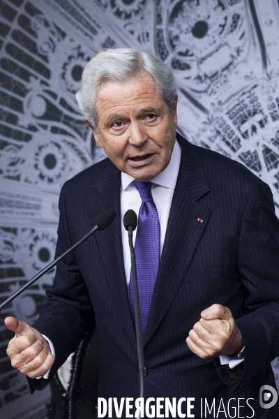 Anne Hidalgo et Philippe Houzé Président du directoire du Groupe Galeries Lafayette inaugurent la  place Théophile Bader du nom du fondateur des Galeries Lafayette.