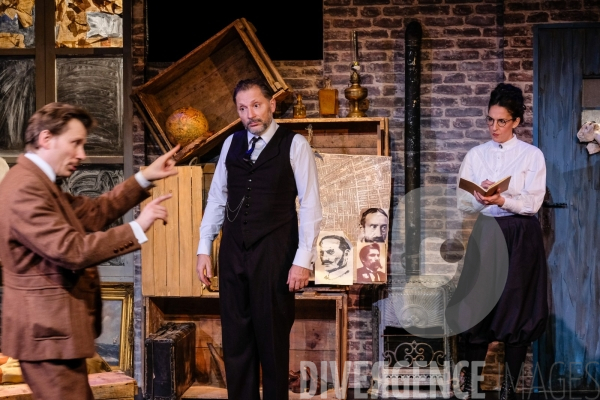 Le cercle de Whitechapel /  Julien Lefebvre / Compagnie du Renard Argenté