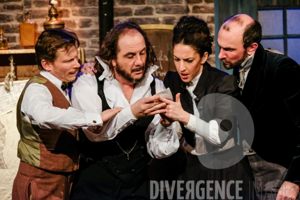 Le cercle de Whitechapel /  Julien Lefebvre / Compagnie du Renard Argenté