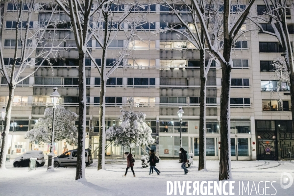 Chutes de neige et ski à Paris