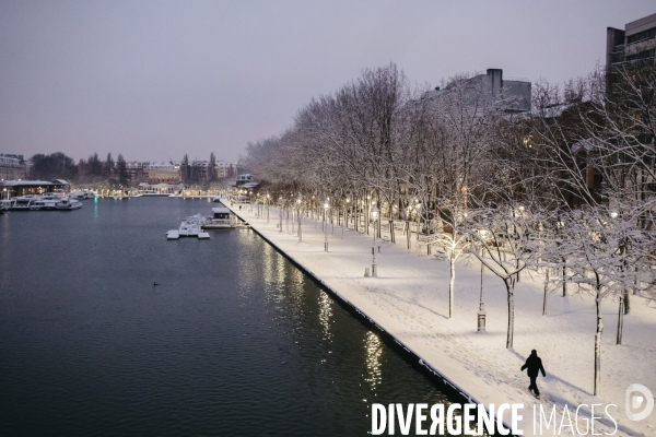 Chutes de neige et ski à Paris