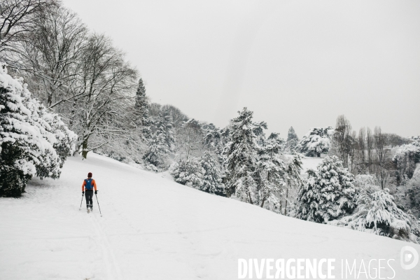 Chutes de neige et ski à Paris