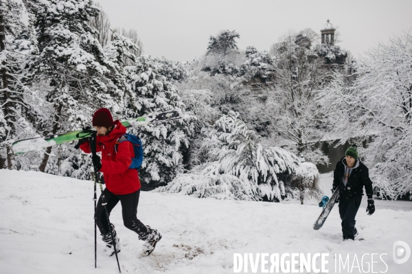 Chutes de neige et ski à Paris