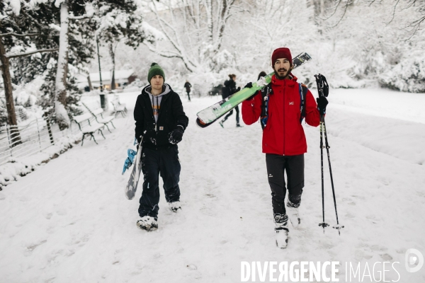 Chutes de neige et ski à Paris