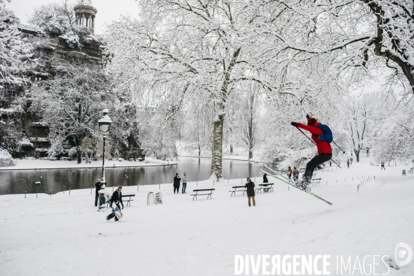 Chutes de neige et ski à Paris