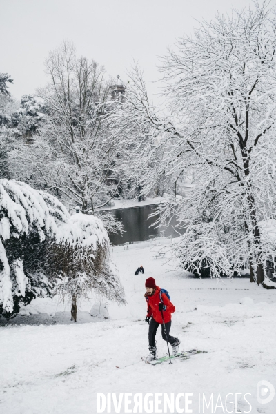 Chutes de neige et ski à Paris