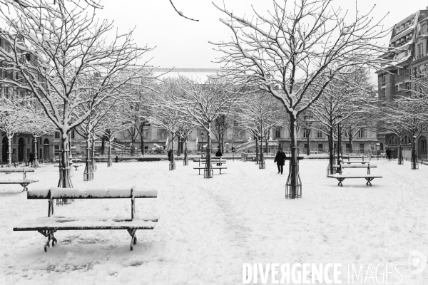 Neige et inondations à Paris