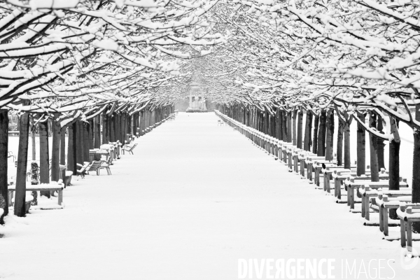 Neige et inondations à Paris