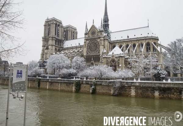 Paris sous la neige fevrier 2018