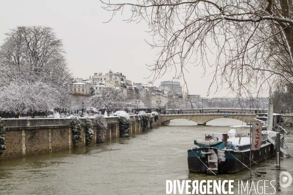 Paris sous la neige fevrier 2018