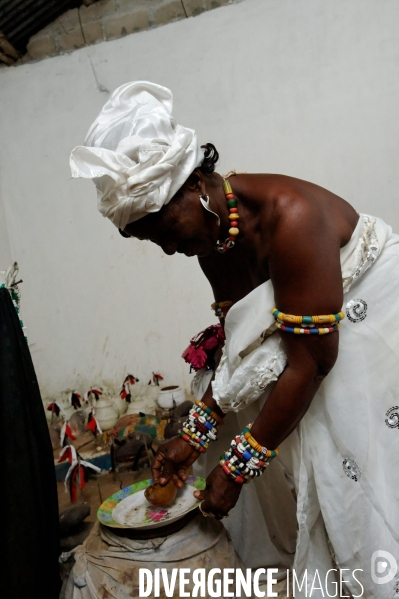 BENIN : Culte vaudou de MAMI WATA