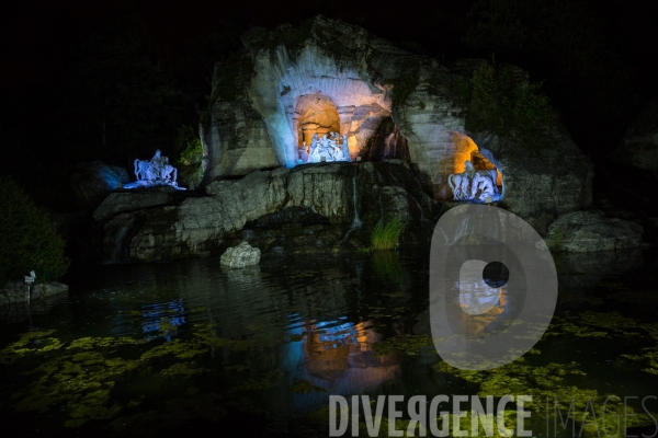 Les grandes eaux nocturnes au château de Versailles