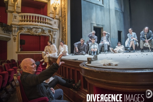 Poussiere de Lars Noren - Repetitions - Comedie-Francaise - Salle Richelieu