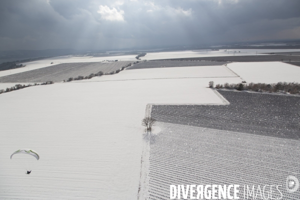 Vol dans un nuage de neige du Verdon