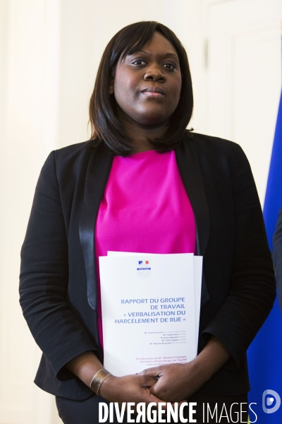 Remise du rapport  Verbalisation du harcelement de rue  à Marlène SCHIAPPA.