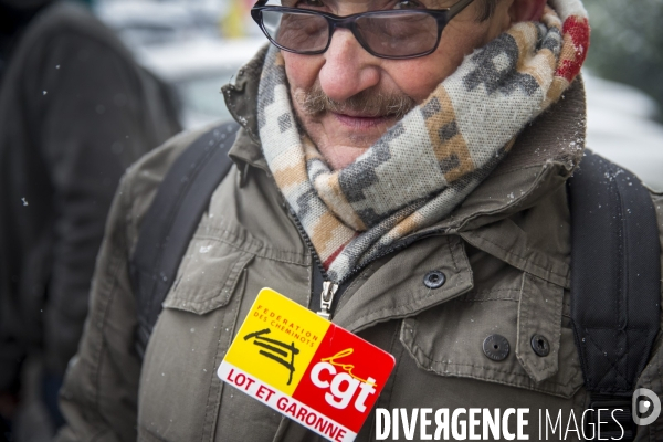 Rassemblement de cheminots CGT devant la direction régionale de la SNCF à Bordeaux