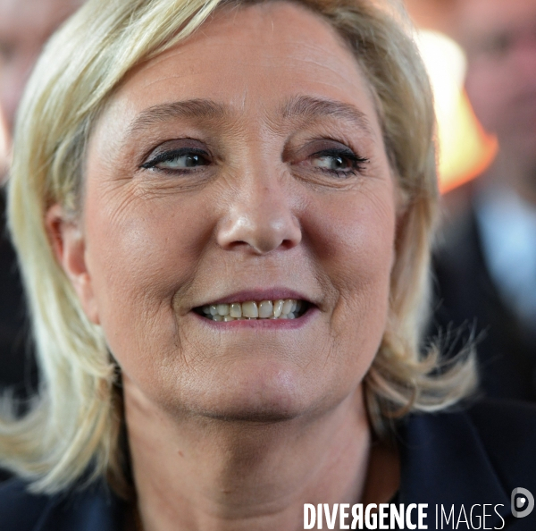 Marien Le Pen au salon de l agriculture