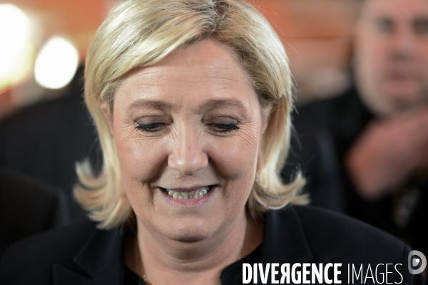 Marien Le Pen au salon de l agriculture