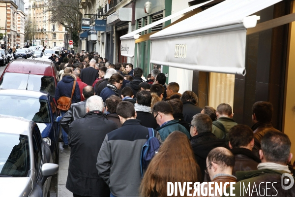 Jean-Marie LE PEN signe ses mémoires à la  Librairie Française  dans le 15ème arrondissement de Paris