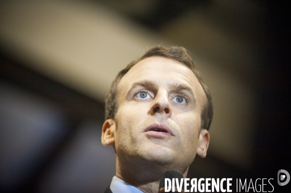 Emmanuel Macron à Tours