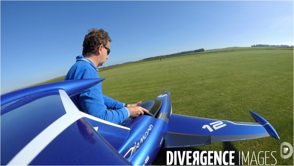 Aéromodèlisme de sport : Vol à 300 km/h