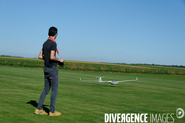 Aéromodèlisme : Piloter un jet à 15 ans