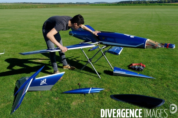 Aéromodèlisme : Avions JET au I/5ème et au 1/2.