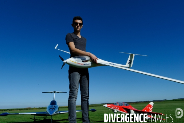 Aéromodèlisme : Piloter un jet à 15 ans